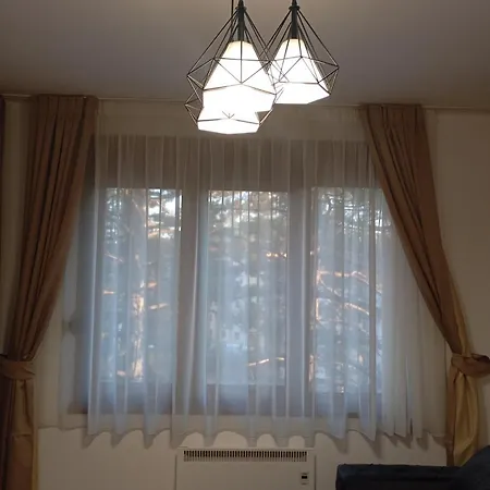 Merlin Apartmani, * Zlatibor